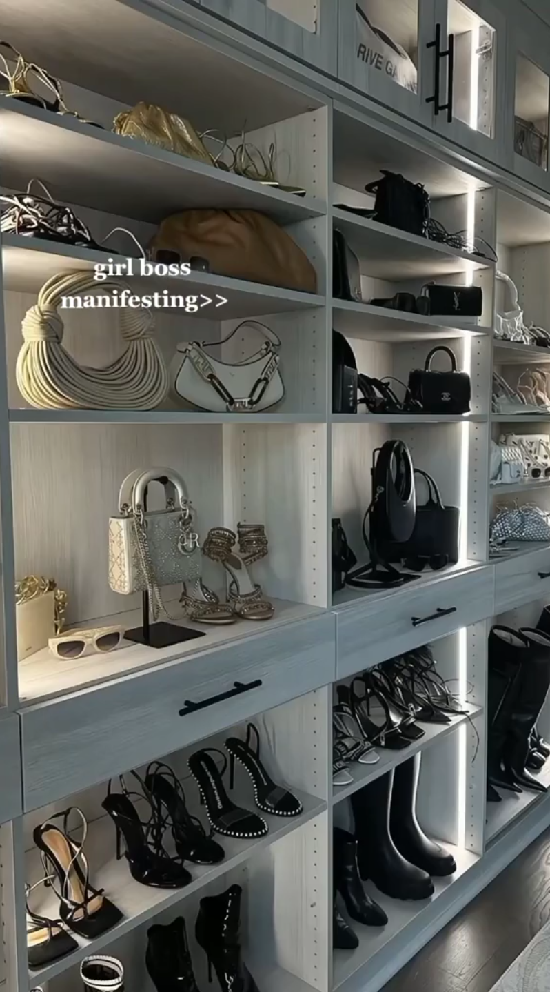 Regain a Woman's Self Respect: INSTANTLY Set Boundaries and Reclaim Your Status